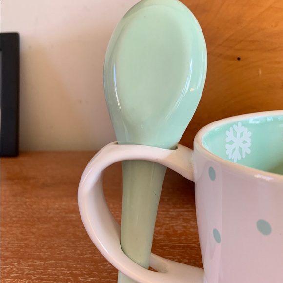 Rare Pusheen and Stormy Wintertime Soup Mug with Spoon - Picture 6 of 8